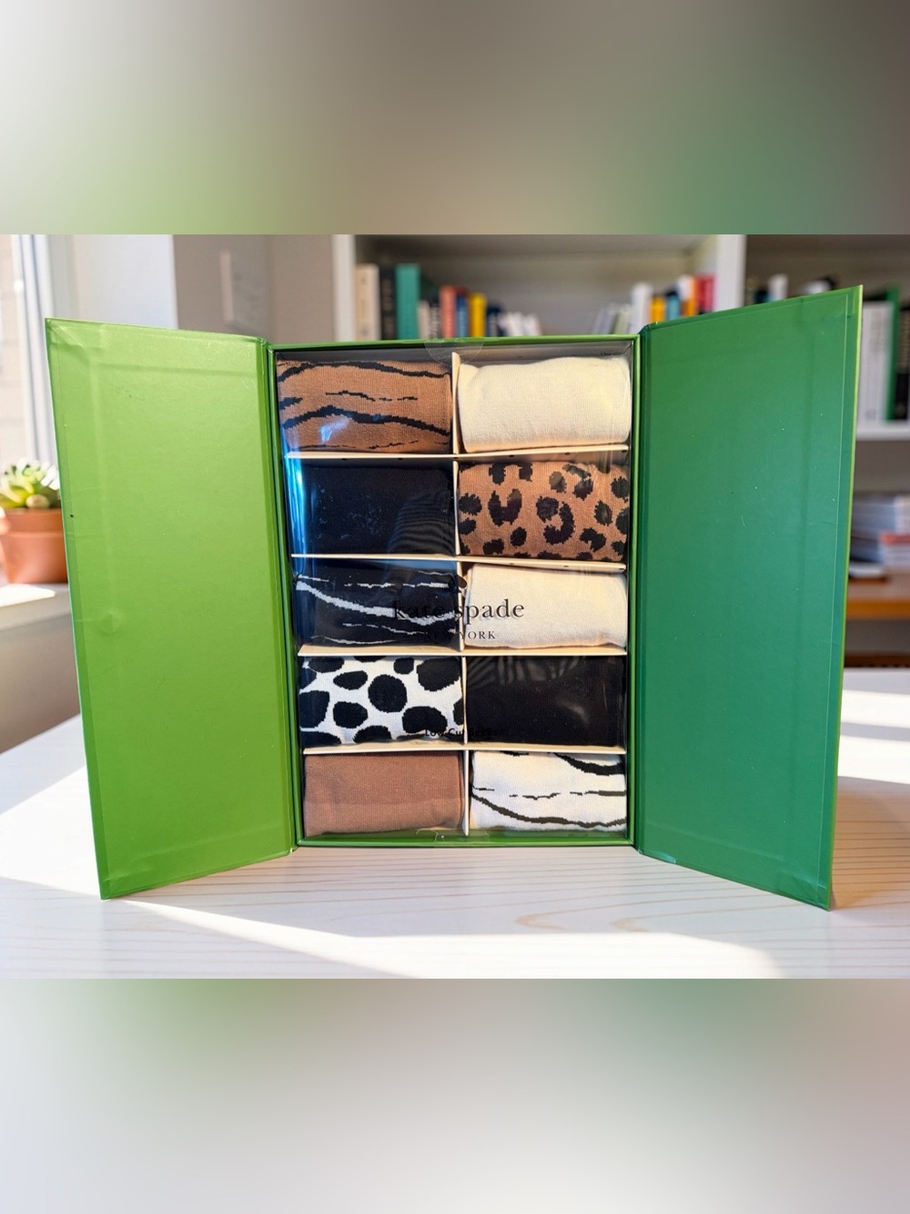 Kate Spade NWT 10-Pair Low Cut Socks Gift Set Animal Print, White, Black & Tan